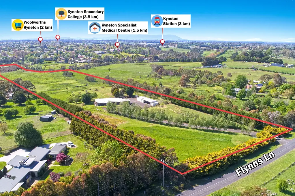 Kyneton 4ਬੈੱਡਰੂਮ Embrace the best of both worlds - country living right on the edge of town