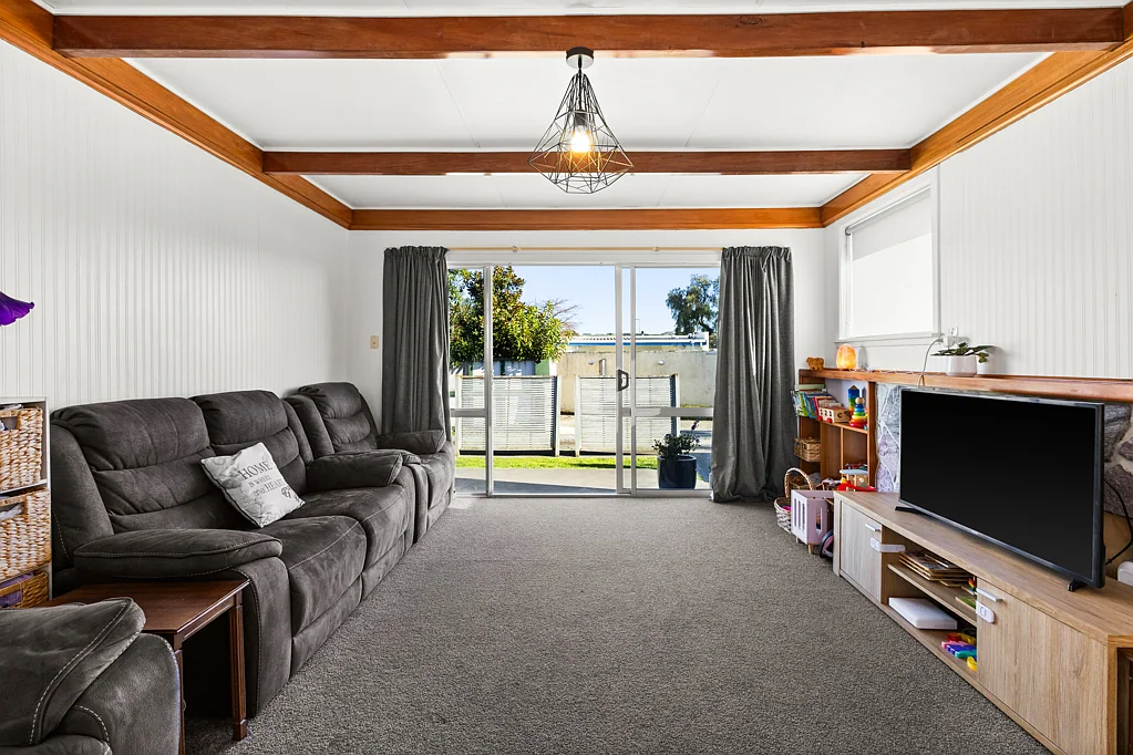 Taradale 2Moenga Exceptional starter home!