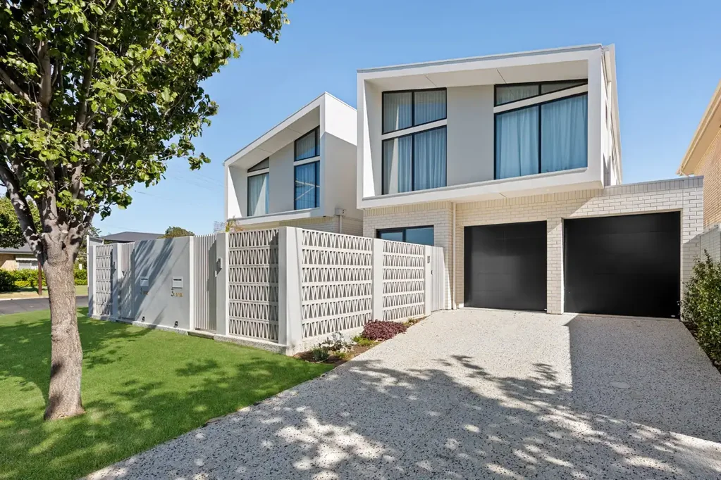 3A Neptune Crescent, West Beach, SA 5024
