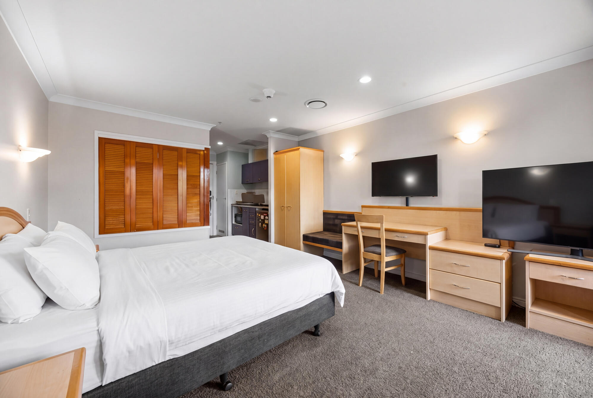 1N/100 Greys Avenue, Auckland Central, photo 5