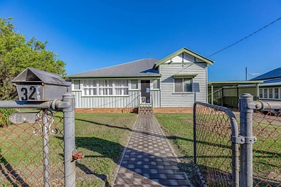Gympie 2 Slaapkamer Prime Hilltop Position with Sweeping Southside Views