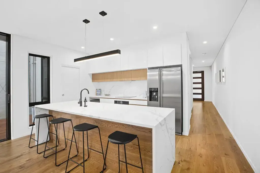 LUXURIOUS LIVING IN CENTRAL SAWTELL