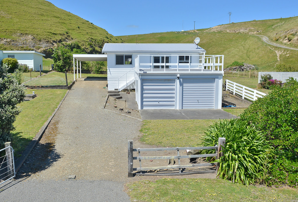 38 Lake Ferry Road, Lake Ferry, South Wairarapa, 2 Kuwarto, 1 Banyo