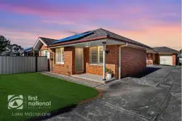 UNIT 1 4 BONARIUS ST, Edgeworth