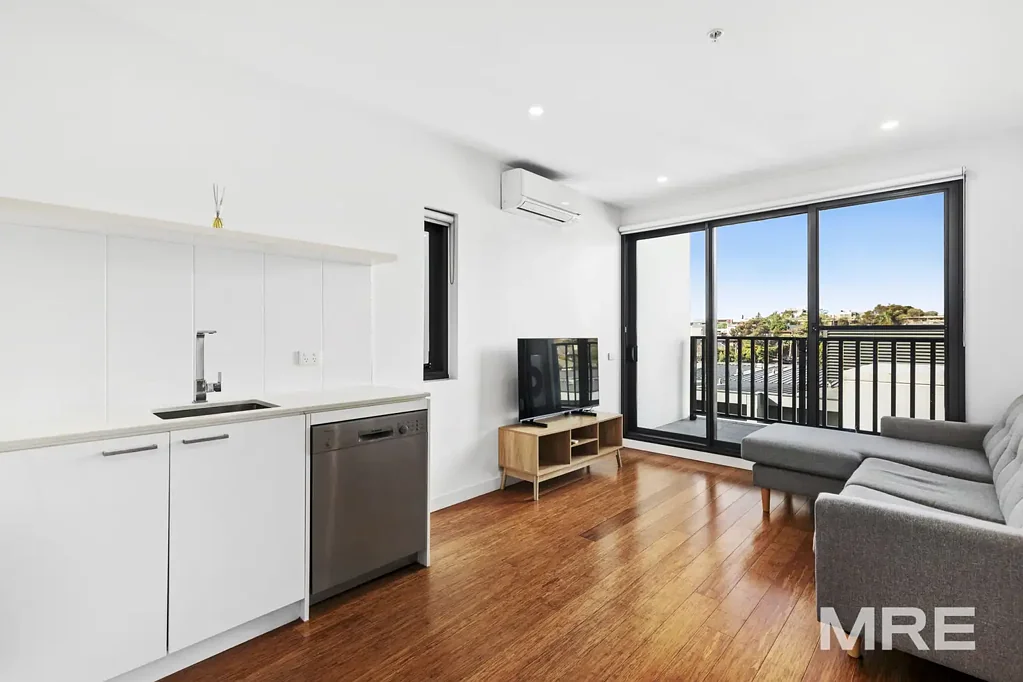 Fully furnished simplicity in The York