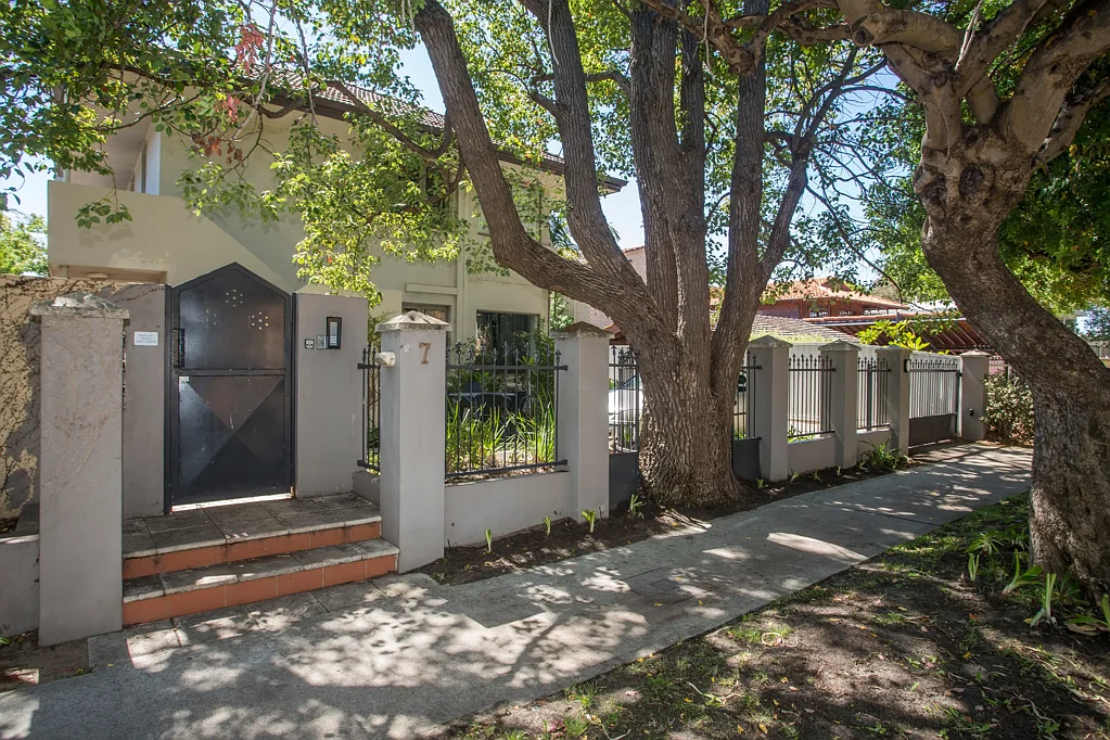 4/7 Princess Road, Crawley, WA 6009