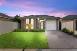 15 Maynard Crescent, Parafield Gardens