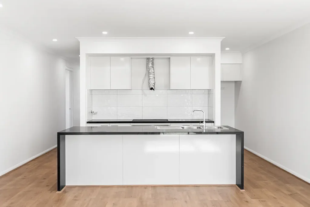 Tarneit 4 Bedroom Modern Family Home in Tarneit !!