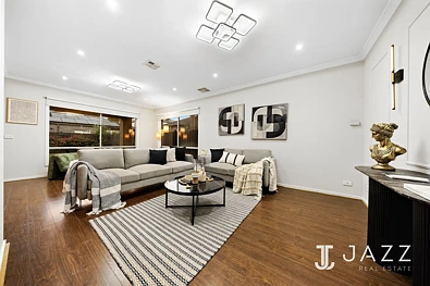 Point Cook 5房  奢华、空间与多代同堂生活在上点库克  Enjoy 2 Spacious Master Bedrooms, with One Ideally Positioned on the Ground Floor