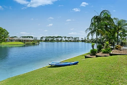 7/37 Murtha Drive, Elanora