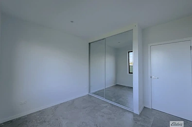25 Rudd Street, Narellan, NSW 2567, 2房, 1浴, Apartment