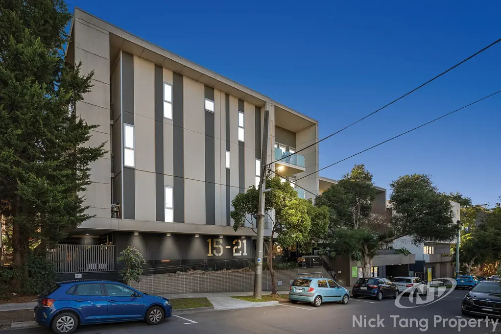 Furnished, Stylish & Convenient Living in the Heart of Box Hill