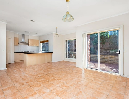 4 Wilkinson Place, Glen Waverley, East Melbourne, 4部屋, 2バスルーム, House