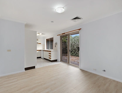 2J/3 Vineyard Street, Mona Vale, Northern Beaches, 3房, 2浴, Unspecified