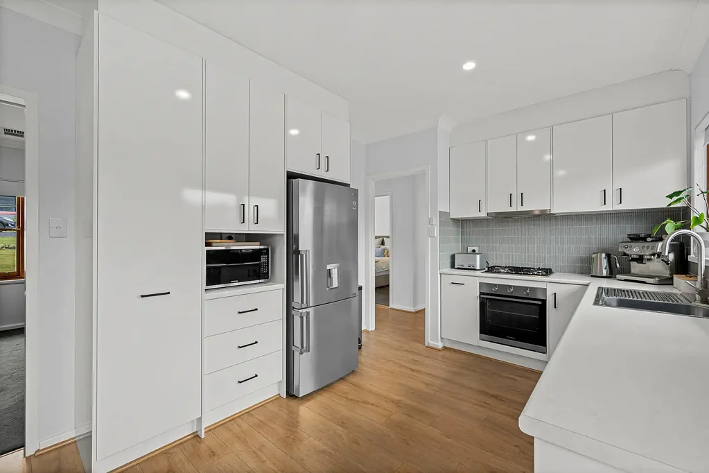 10 Madeira Drive, Morphett Vale, SA 5162