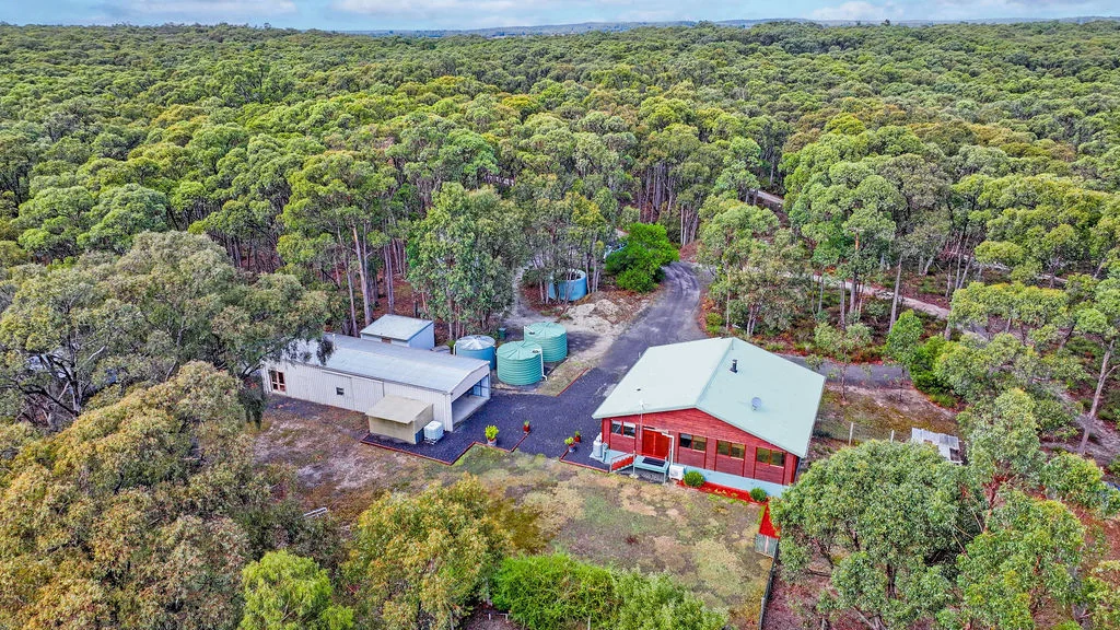 180 Tudors Road, Smythes Creek, VIC 3351