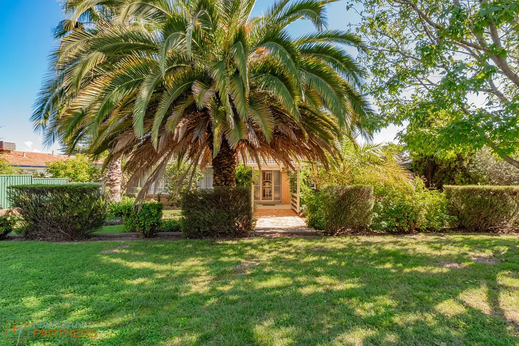 Chifley 4બેડરૂમ Freshly Renovated Family Haven in a Peaceful Setting