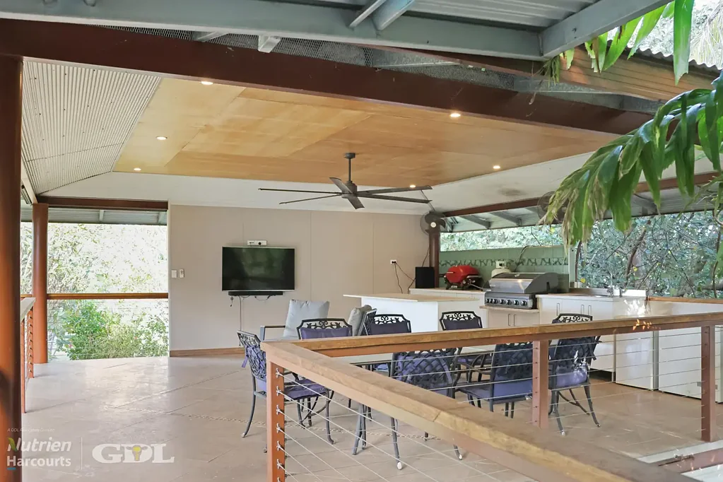 Katherine Luxury Rural Lifestyle | Premium Residence on 2.15ha