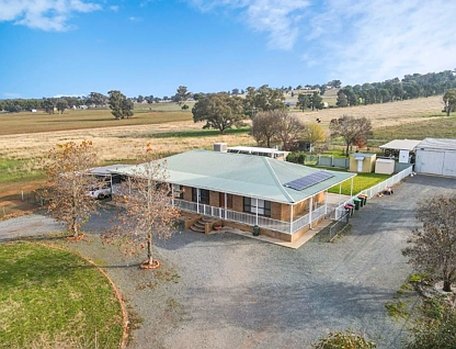 'Woodlands' 208 Back Yamma Road, Parkes, Central Tablelands, 4 chambres, 2 salles de bain, Lifestyle Section