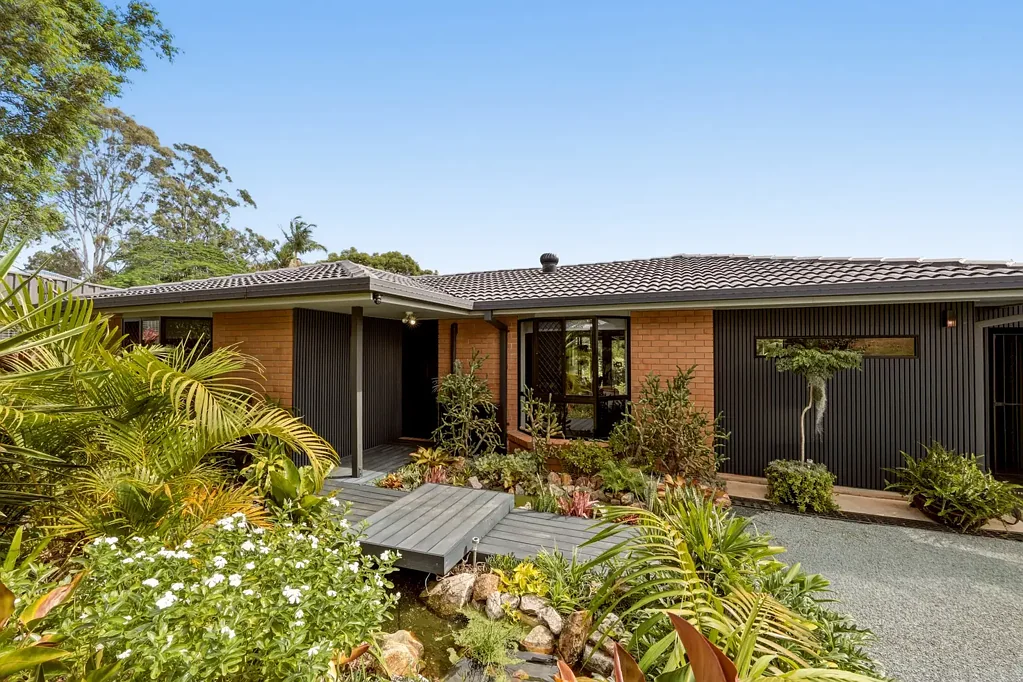 Burpengary 3房 私人绿洲 1877m²地块 主卧套间 光线充足 宽敞户外 潜力无限 PRIVATE OASIS AWAITS - SPACE, PRIVACY AND ENDLESS POSSIBILITY