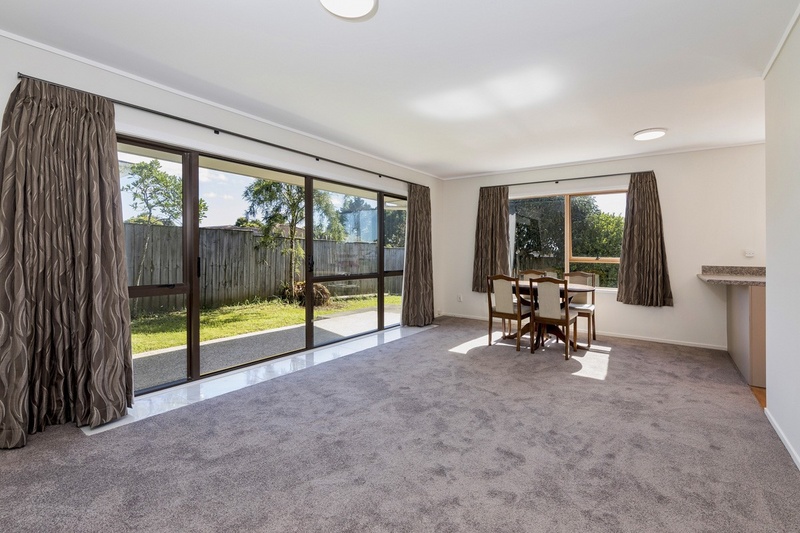 2/168 Pigeon Mountain Road, Half Moon Bay, Auckland - Manukau, 2 phòng ngủ, 1 phòng tắm