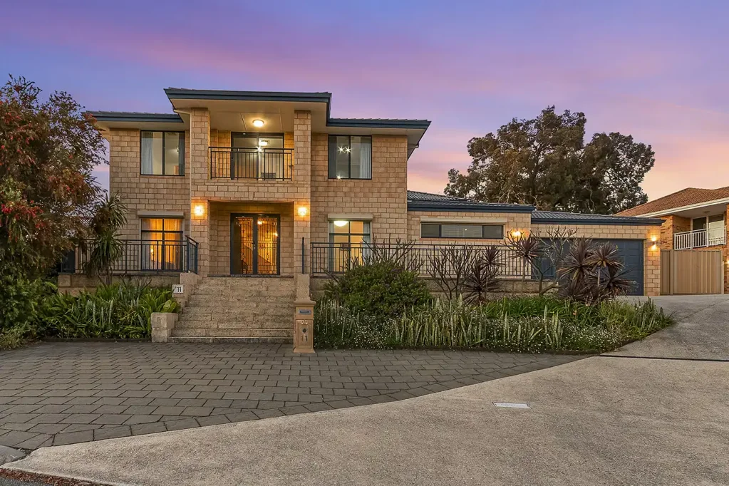 11 Caleb Place, Hamersley, WA 6022