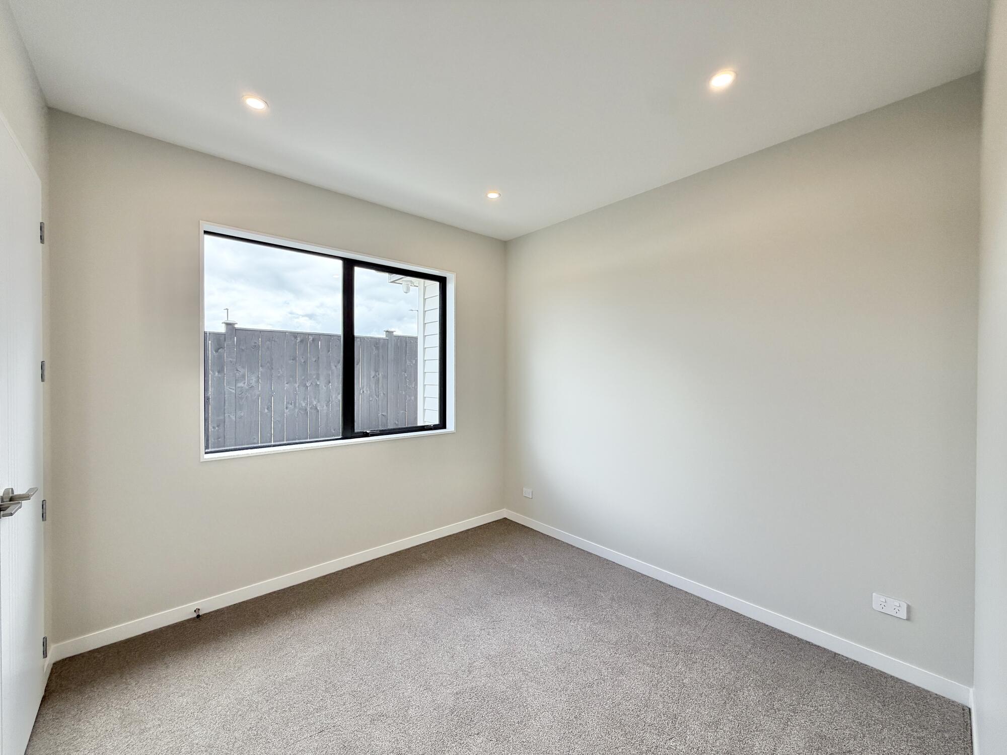1 Lamont Street, Milldale, photo 18