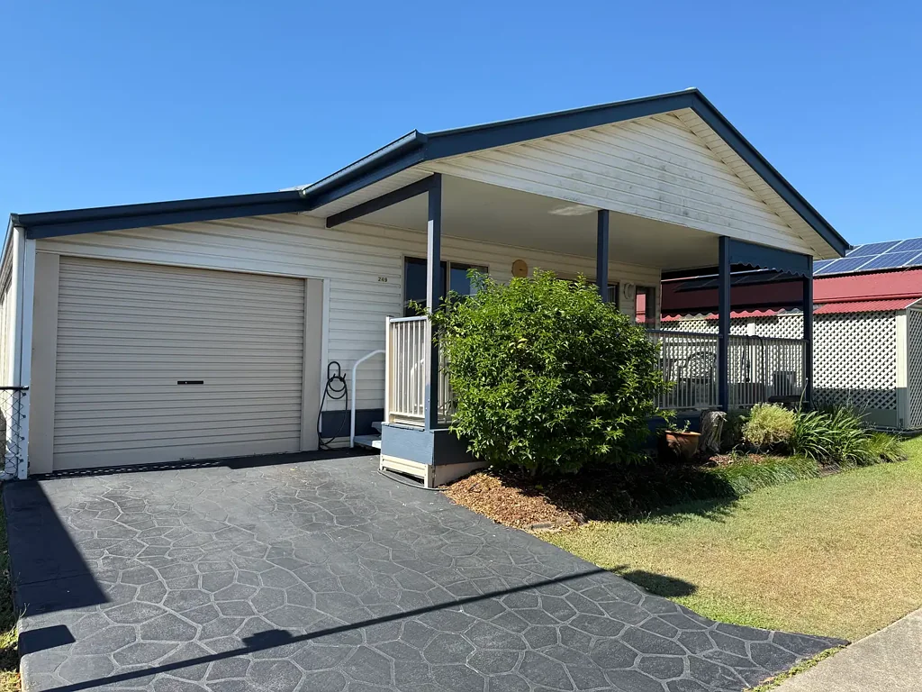 Urraween 2침실 Golden Shores Over-50s Lifestyle – Pet-Friendly 2-Bed + Study