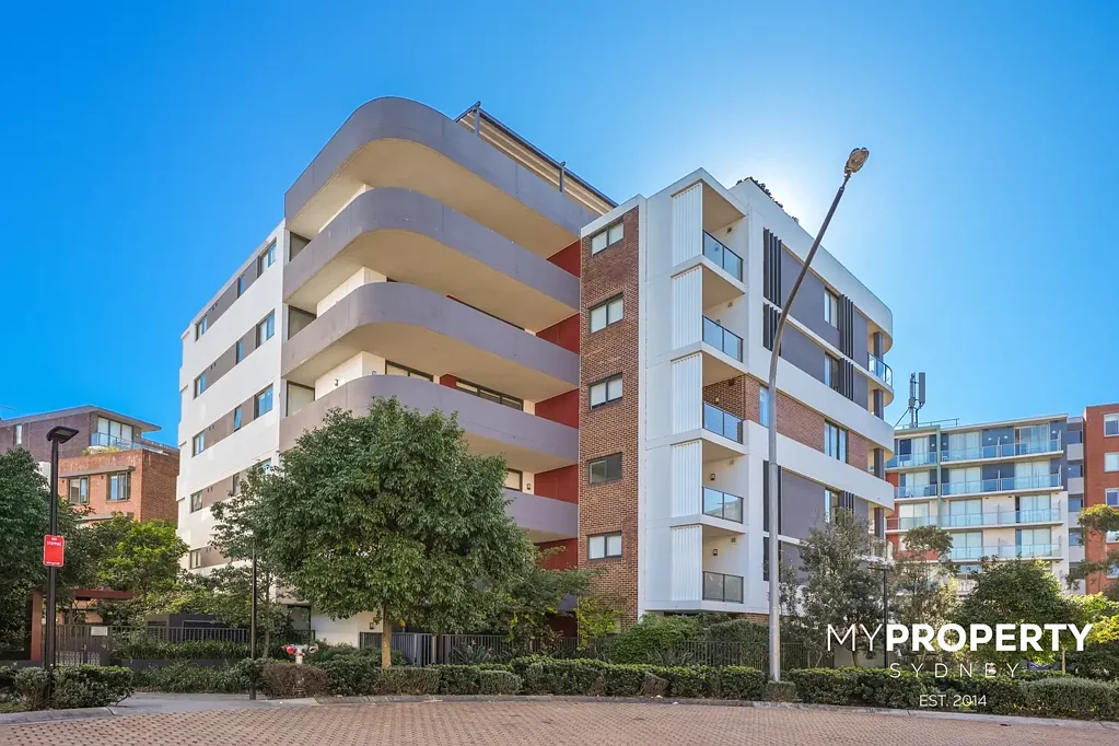 Botany 2房  HOUSE-SIZED LUXURY APARTMENT WITH NORTH ASPECT & DOUBLE PARKING (TOTAL AREA: 142m2)