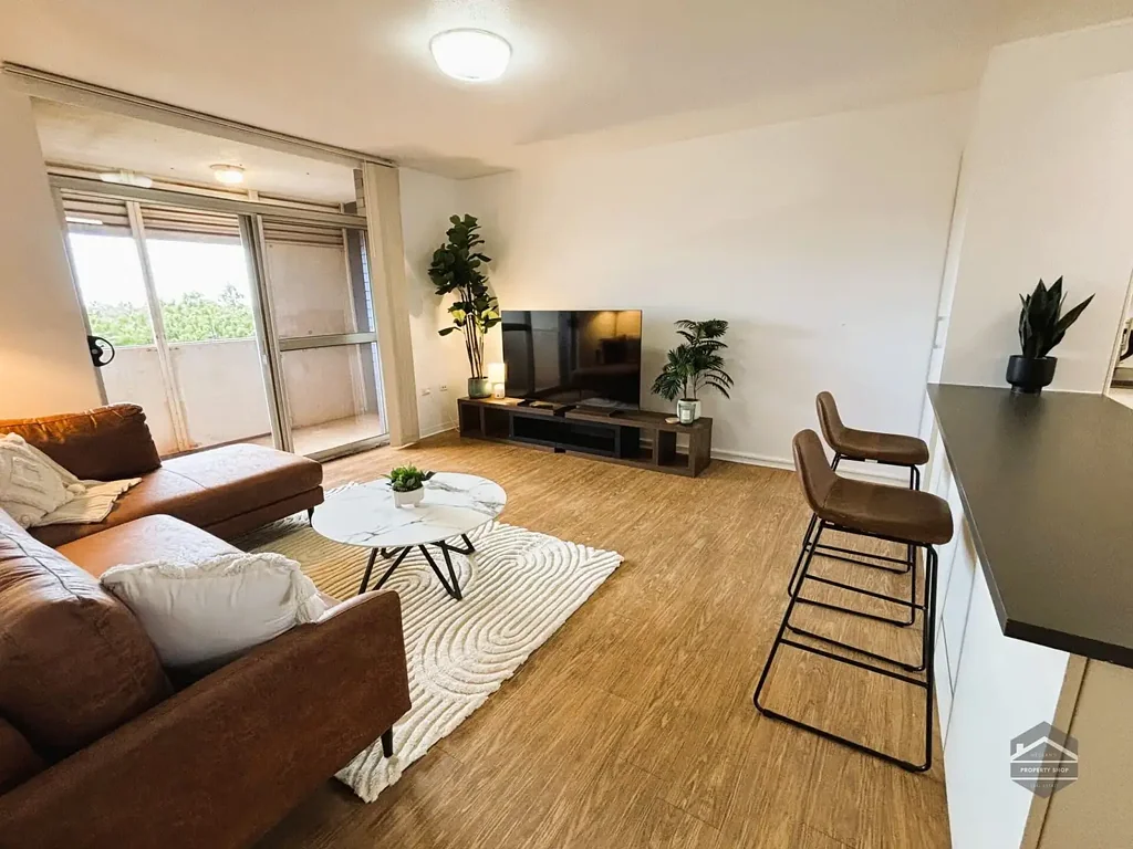Furnished 2x1, Modern Unit!