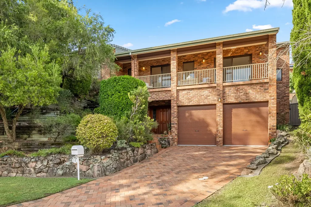 14 Bramwell Place, Illawong, NSW 2234