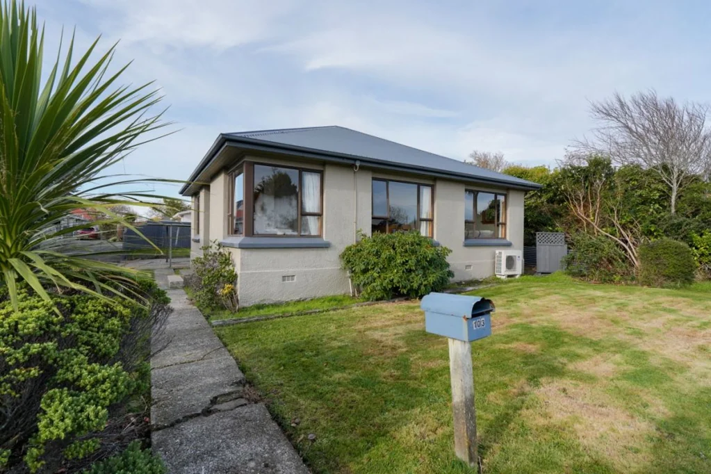 Waverley 3 Bedroom Better Be Quick!