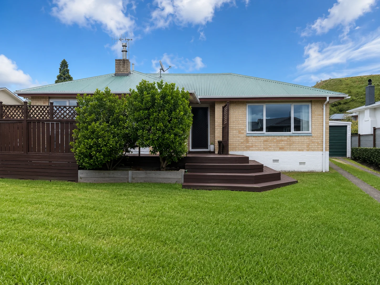 Welcome to 7 Bexhill Terrace, Tirau - Pet Friendly Home