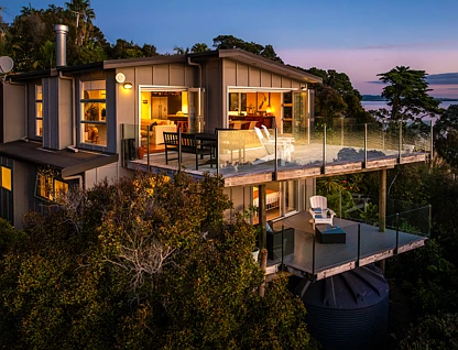 72 The Esplanade, Oneroa, Waiheke Island, 3 ਕਮਰੇ, 2 ਬਾਥਰੂਮ, House