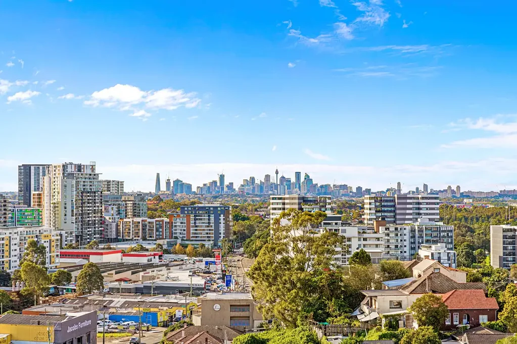 Arncliffe 3房 绝佳地理位置 高端精品建筑 瓷质地板砖 ILVE或Smeg电器 PARISI水槽 中央空调系统 安全停车位 SOON TO BE BRAND NEW APARTMENT IN THE HEART OF ARNCLIFFE