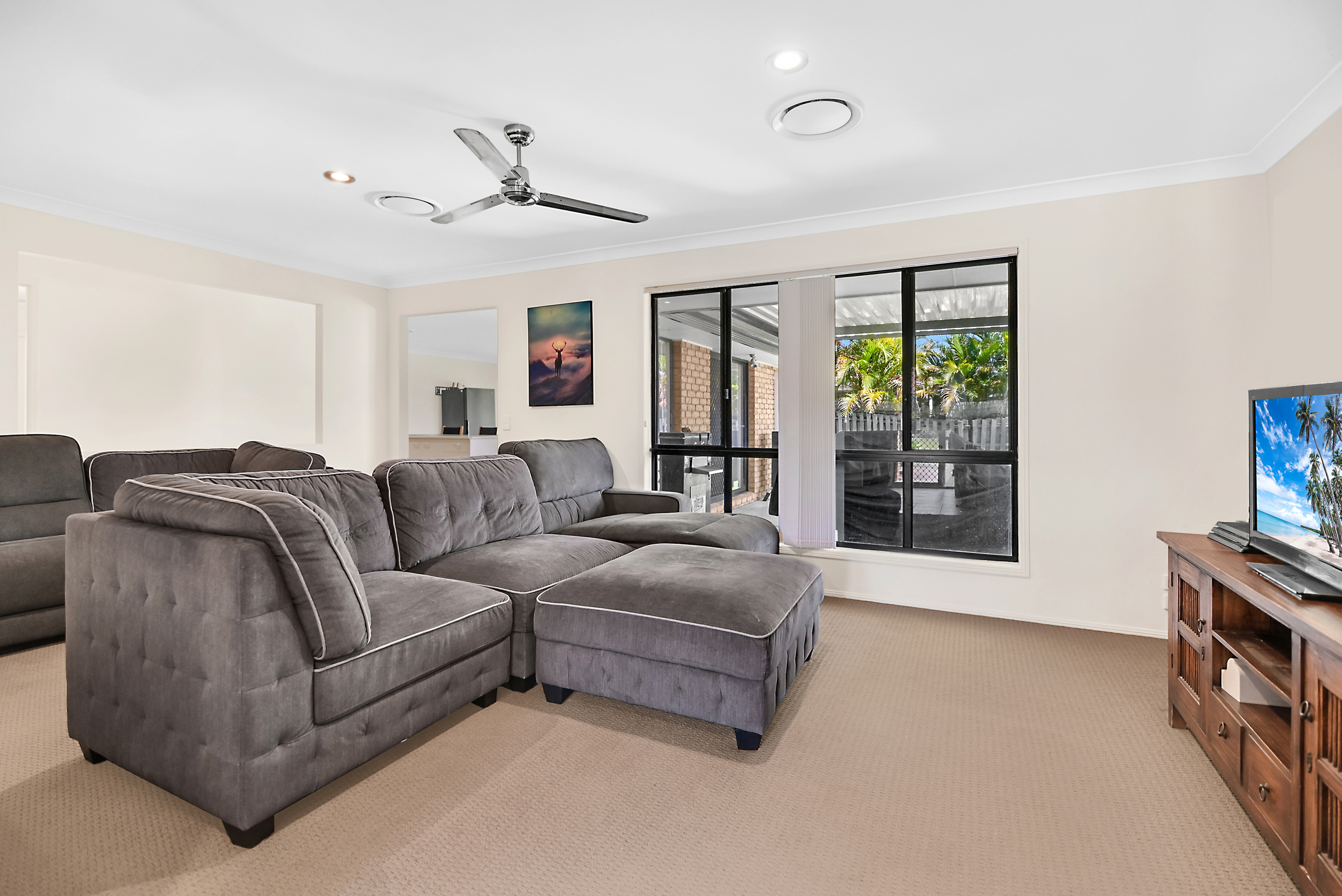 11 CHELMSFORD PL, PARKWOOD QLD 4214, 0部屋, 0バスルーム, House