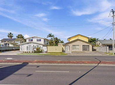 Address Withheld, Benowa, QLD 4217, 4 Bedrooms, 2 Bathrooms, House