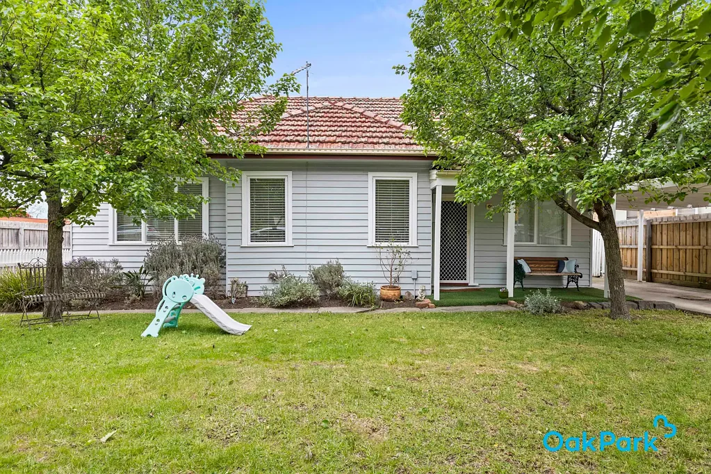 45 Gladstone Parade, Glenroy, VIC 3046