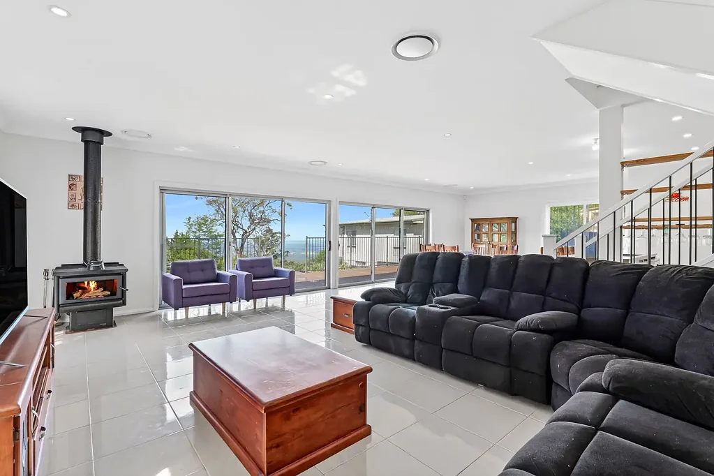 297 Lieutenant Bowen Drive, Bowen Mountain, NSW 2753