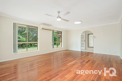 5 Chifley Drive, Bethania, QLD 4205, 3 slaapkamers, 2 badkamers, House