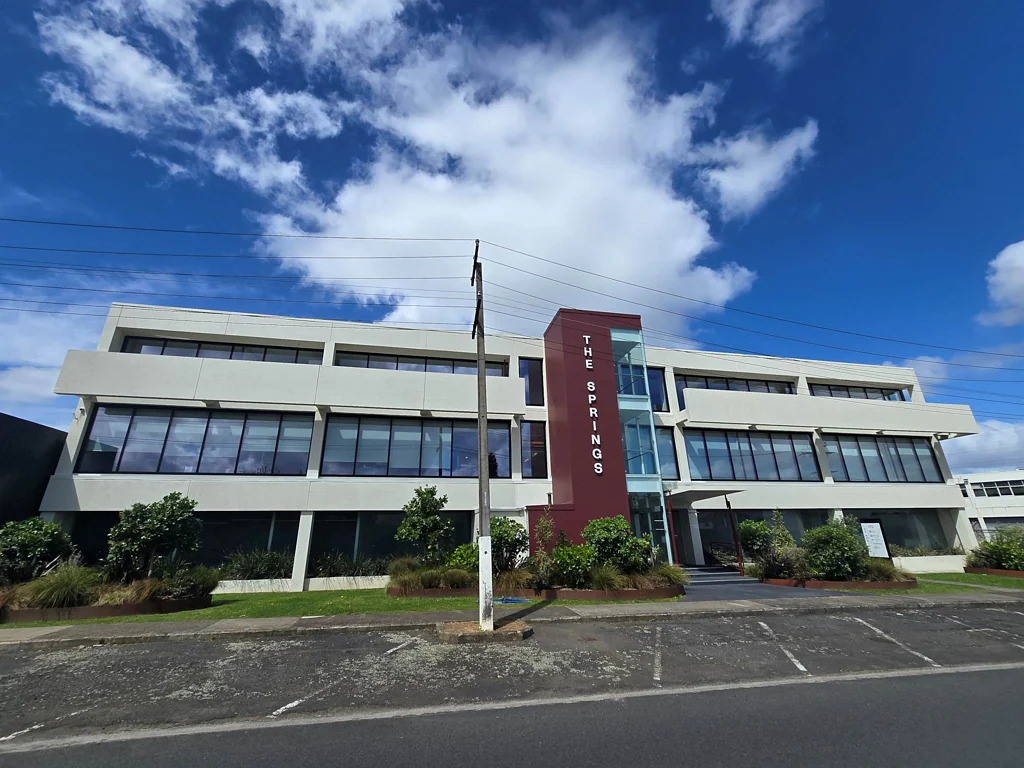 Onehunga MODERN ONEHUNGA OFFICE