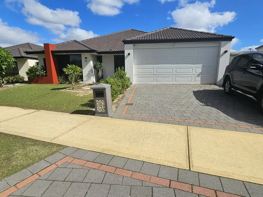 Piara Waters 4房  Luxury Family Residence | Park-Facing | Premium Upgrades Throughout