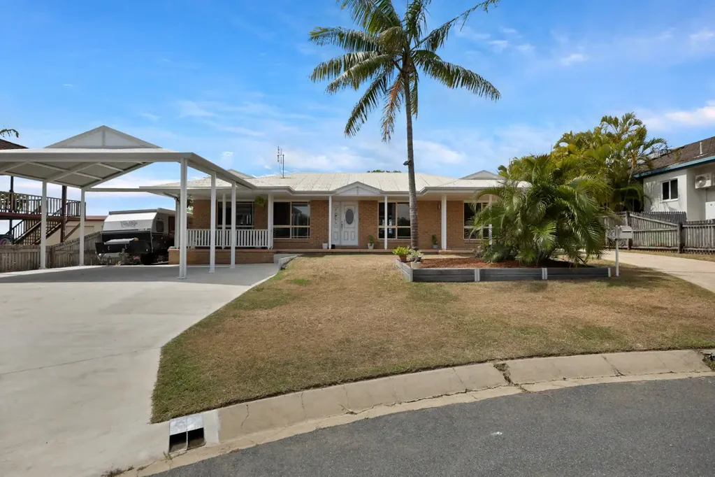 26 Dumfries Court, Beaconsfield, QLD 4740