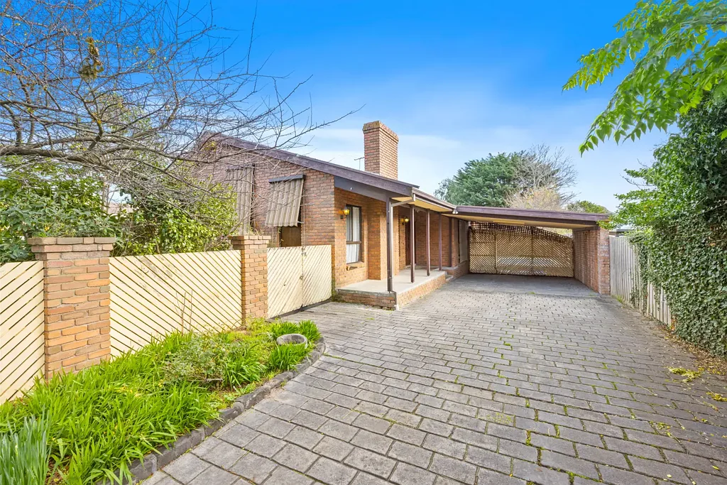 Family home with lots of space!