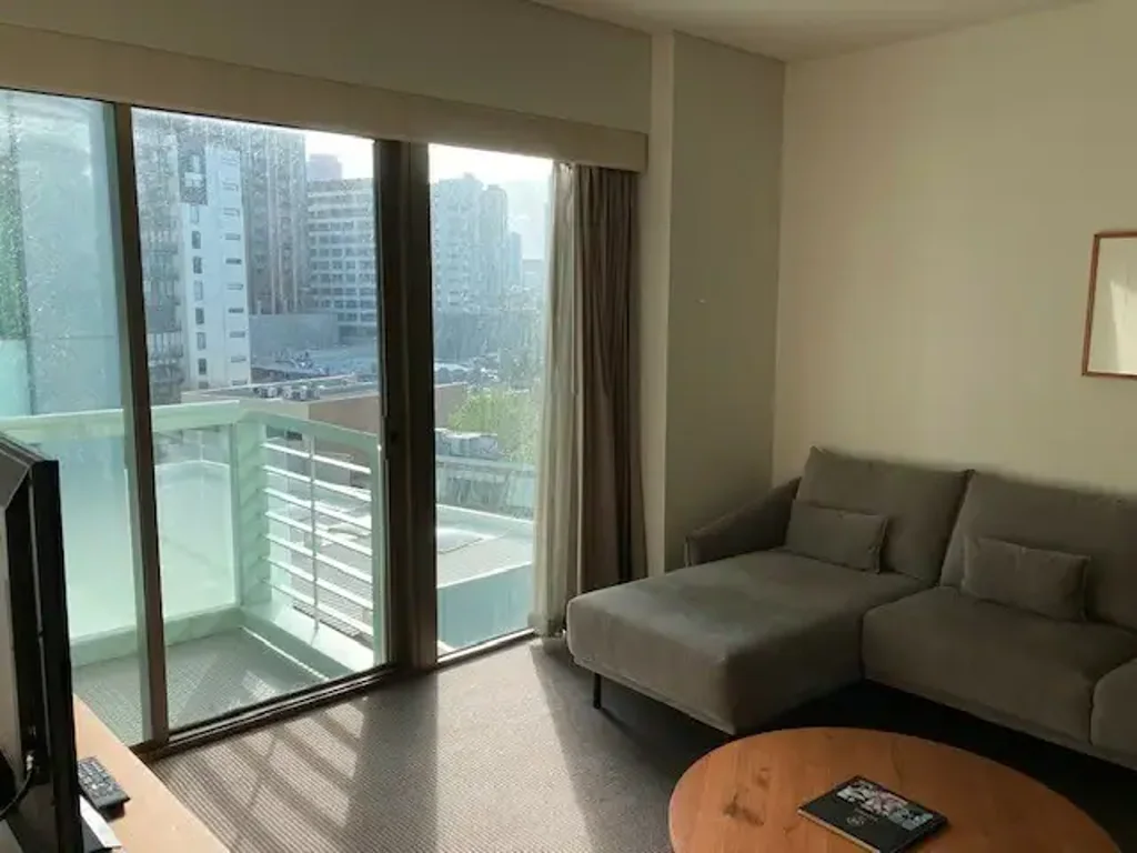 Fully Furnished Spacious 1 Bedroom Apartment (60 sqm/approx)