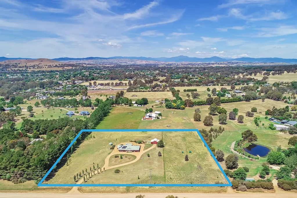 84 Kidston Parade, Mansfield, VIC 3722