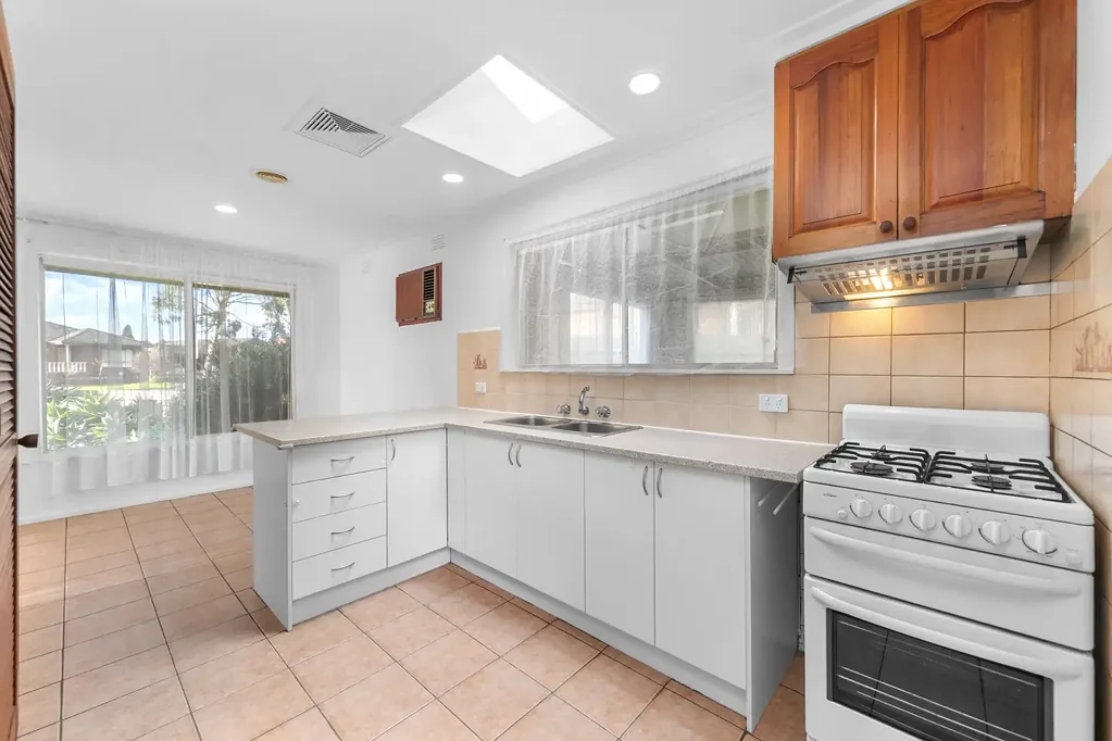 Perfectly Located 3 Bedroom Home!