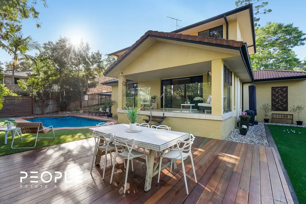 Bridgeman Downs 5कमरा Entertainer's Paradise Backing onto Bushland