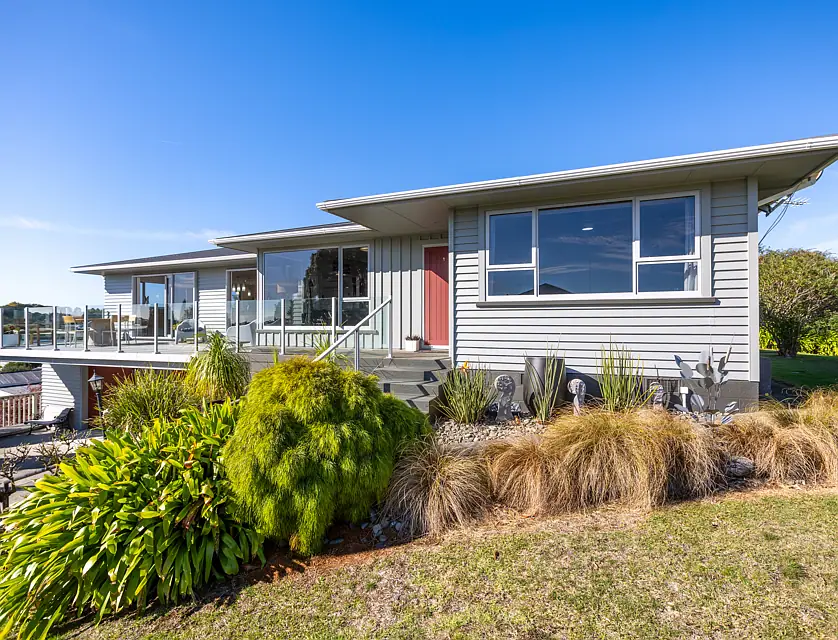 48 Browne Street, Waitara, New Plymouth, 3 कमरे, 1 बाथरूम, House