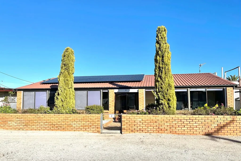 Smoky Bay 2房  Endless Opportunities - WIWO - REDUCED PRICE